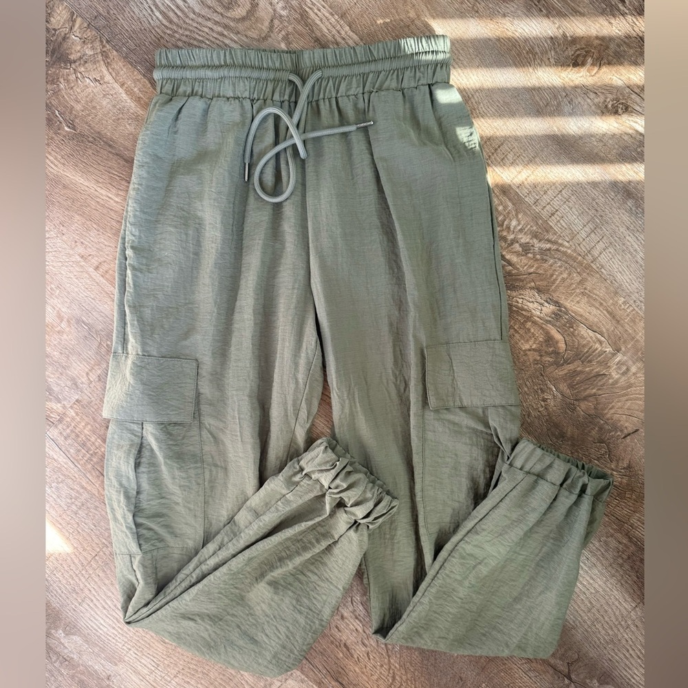 Drawstring Cargo Joggers